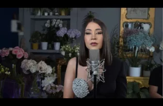 Nicole Cherry – Florile Tale (Piano Session)