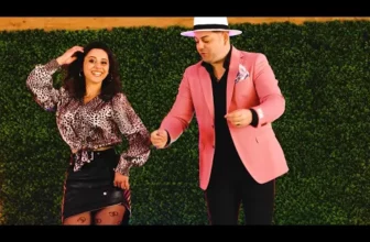 Stelyan de la Turda – Fusta scurta (Originala 2022)