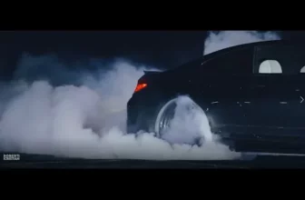 Robert Cristian & Dayana – Give In To Me