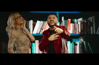 Nikolas – Gagica cu ochelari (Originala 2023)