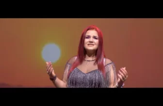 Cristina Hingan – Mai da-le incolo de averi (Originala 2022)