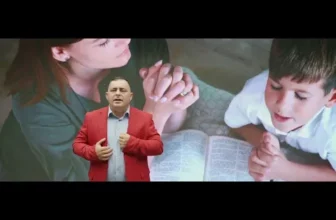 Sorinel de la Plopeni – Cand stai mama-n rugaciune