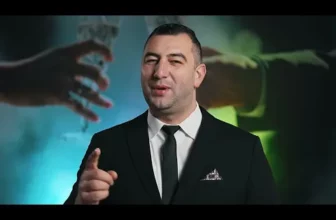 Paul Ionut Gal – Printre ganduri si iubiri