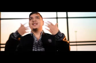 Cezar Briliantul – Stau aici ca trebuie