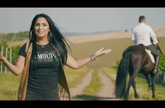 Dana de la Victoria – Cu iubirea nu-i de joaca (Originala 2020)