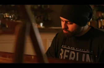 Alex Mica – Noi si Luna (Original Radio Edit)