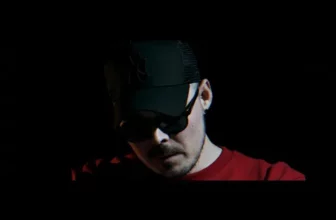 ZHAO – CINE O FI SI ASTA (feat. DJ Amilly)