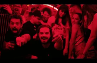 Vlad Flueraru – Tigari si Alcool (feat. DOC)