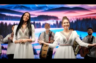 Damian And Brothers – Am plecat cu colindita