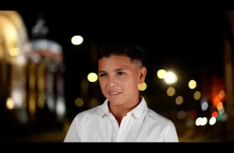 JAMARR – STAU CU TELEFONU IN MANA