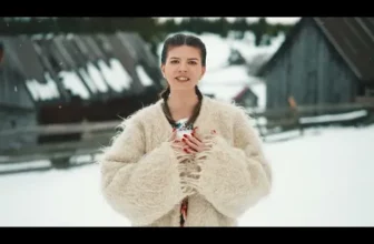 GINA HANDRO – Venim la voi colindand