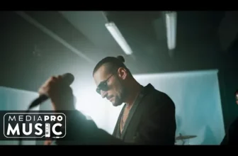 Red Parlament – Blondo