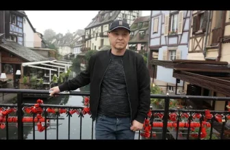 Dj Sebi – Pe la petreceri stati pe telefoane