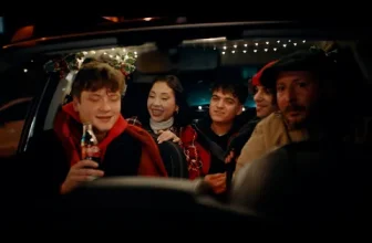 Coca Cola x Nicole Cherry x Acoustic Boyz – Sarbatorile vin